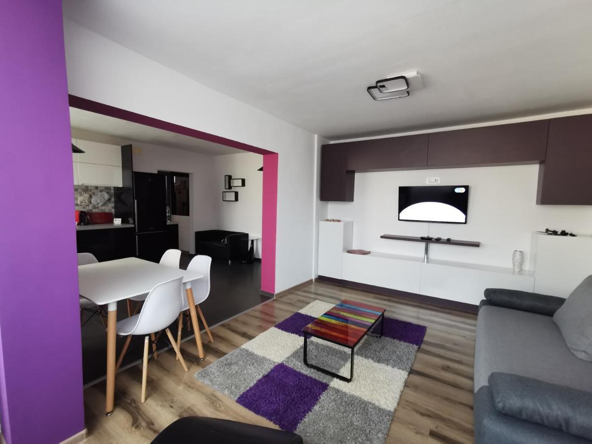 Apartament Asr Piatra Neamţ Exteriör bild