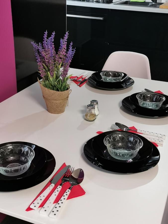Apartament Asr Piatra Neamţ Exteriör bild