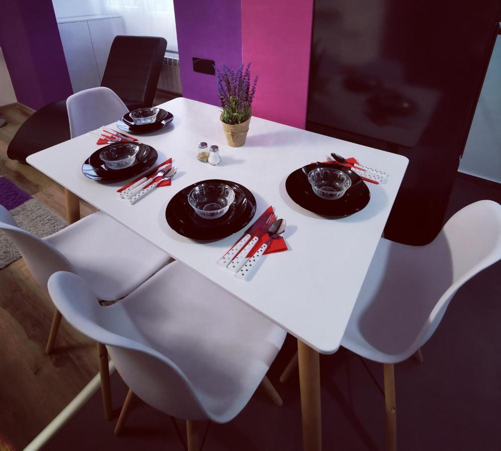 Apartament Asr Piatra Neamţ Exteriör bild